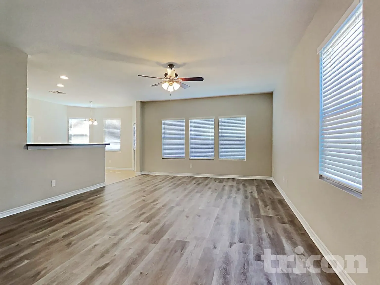 1819 Mobeetie Trail San Antonio TX — Photo 4