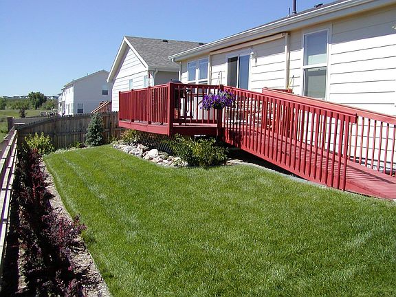 Rear Deck with Ramp