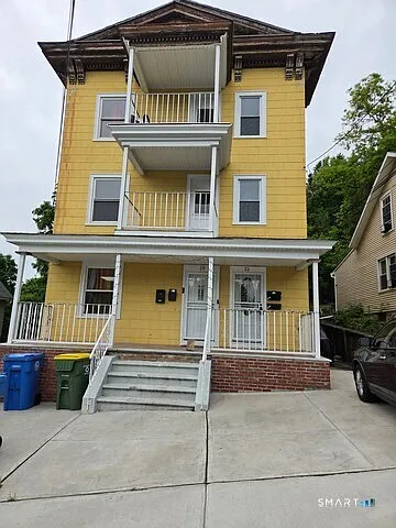 19 Sprague St — Photo 1