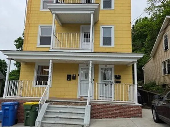 19 Sprague St, Waterbury, CT 06704