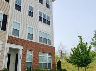 16900 Porters Inn Dr, Dumfries, VA 22026