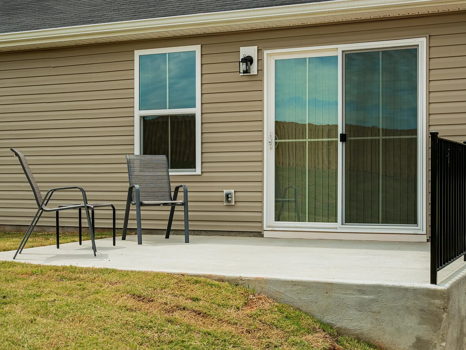 3 bed, 1338 sqft, $2,900 — Photo 4