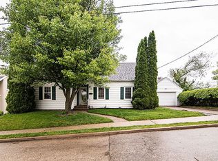 2660 Greeley St, Dubuque, IA 52001