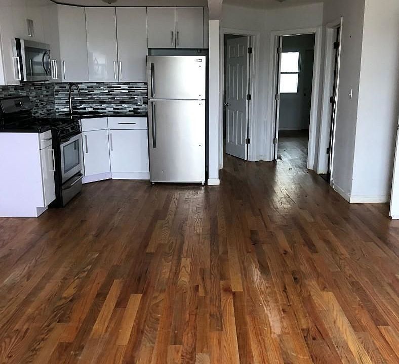 1st image of 122 Beach 27 St #2