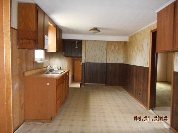 5th image of 3718 S Granville Ave