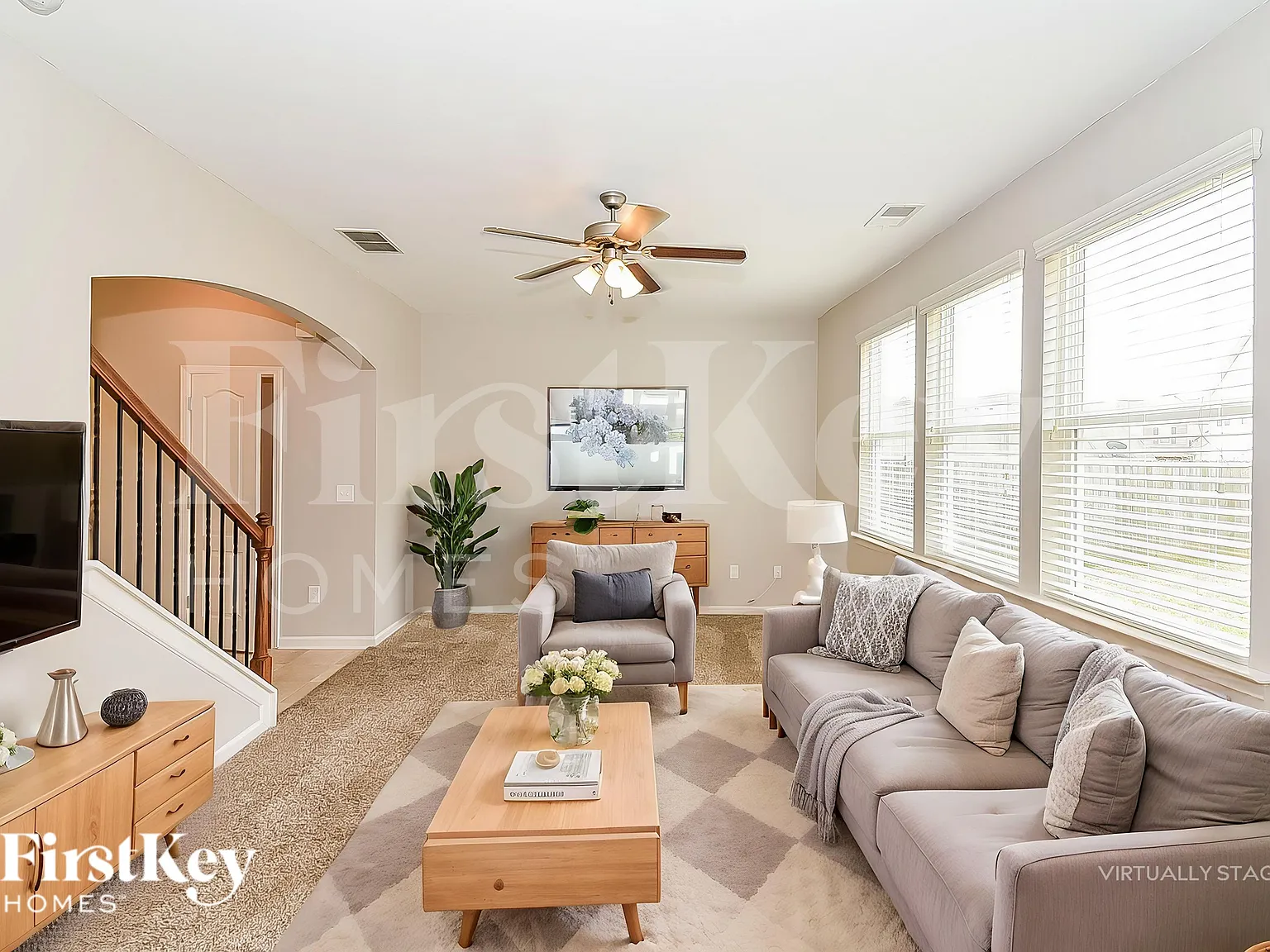 3 bed, 2.5 bath, 1383 sqft, $1,910 — Photo 4