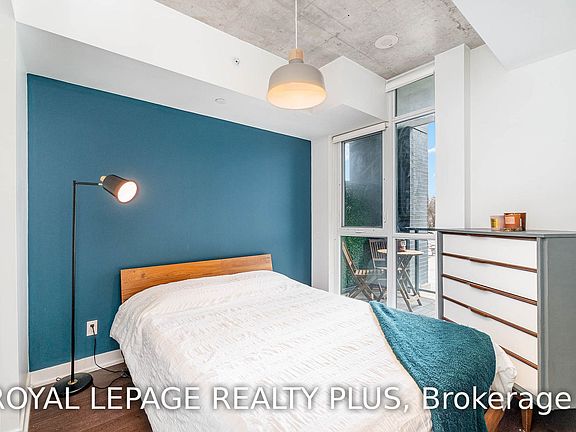 3rd image of 1190 Dundas St #207