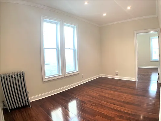 Rented by RealTegrity NY LLC | media 8