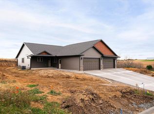 1213 16th Fairway DRIVE, Viroqua, WI 54665