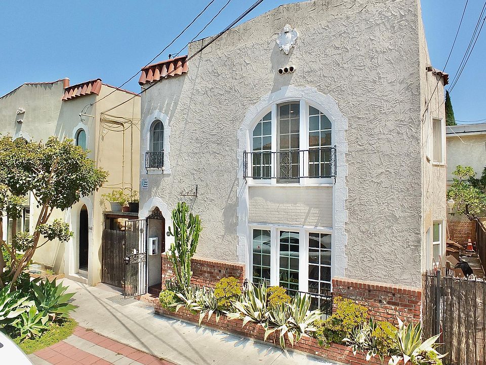 1st image of 138 Hermosa Ave