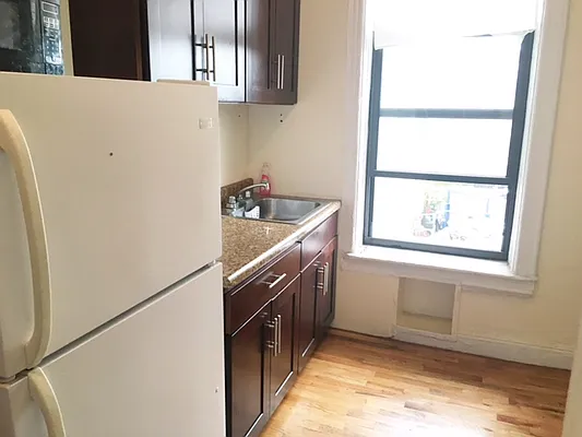 Rented by Empire Valley | media 4