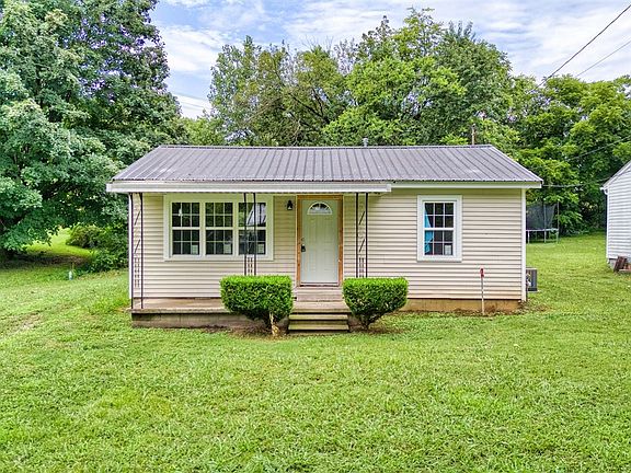 2nd image of 107 Clover Ln