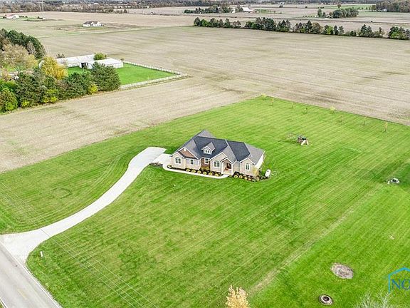3rd image of 13267 Township Road 108