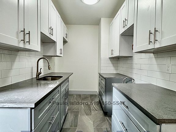 4th image of 1030 Carroll St APT 4C