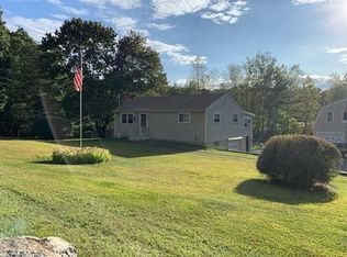 12 Attitash Ave, Merrimac, MA 01860