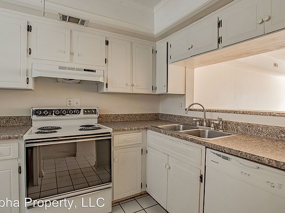 5th image of 2530 E North St Unit 6-A