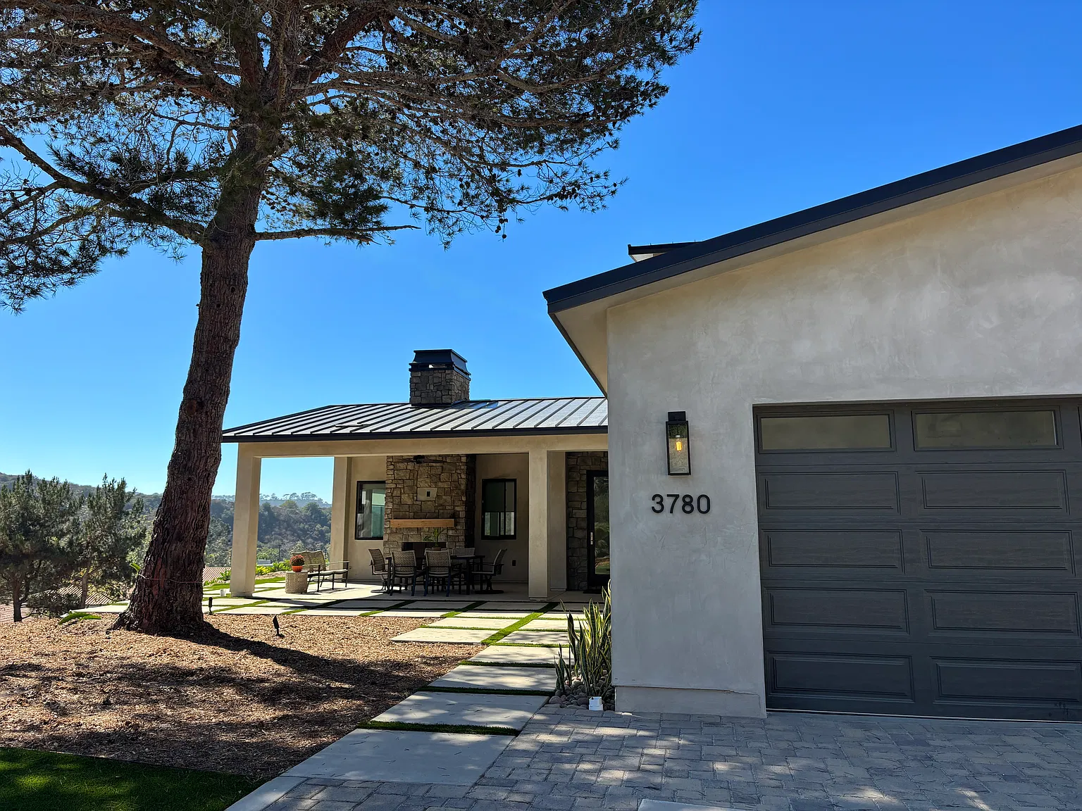 3 bed, 3.5 bath, 3354 sqft, $14,000 — Photo 3
