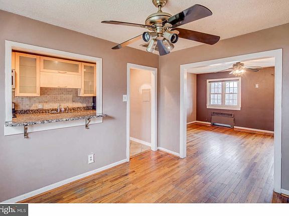 5th image of 102 Cherry Parke Unit C