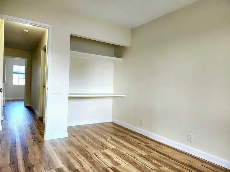 91-210 Mikiala Pl — Photo 27