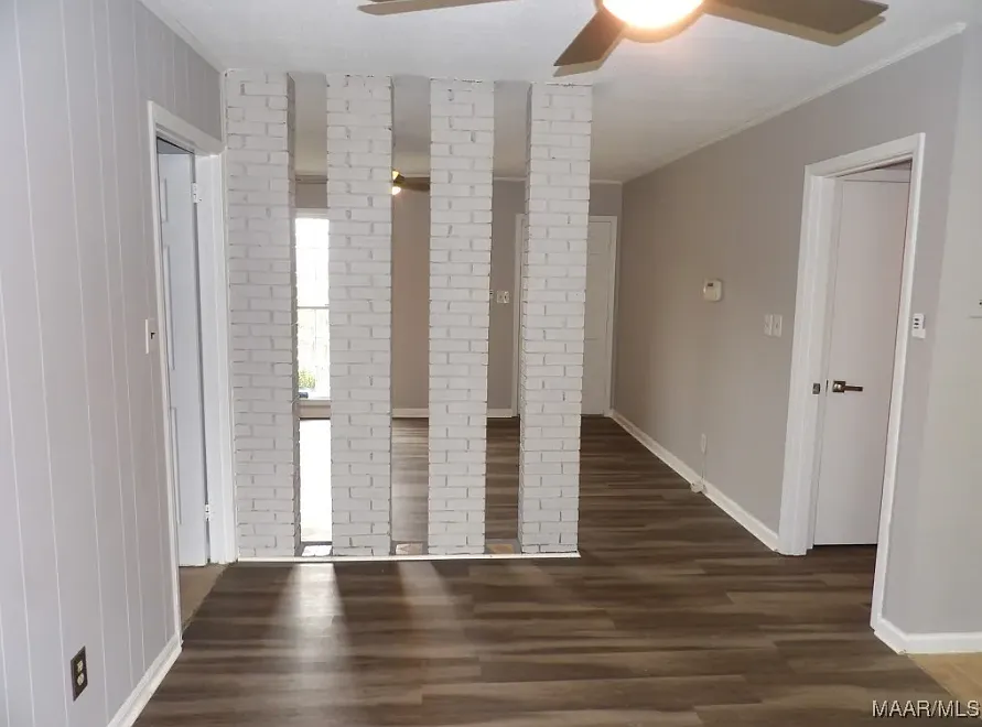 4 bed, 2.0 bath, 1296 sqft, $1,800 — Photo 4
