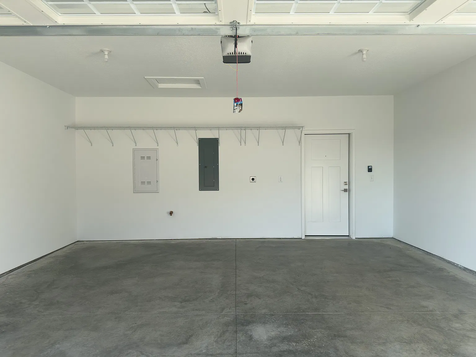 2 bed, 1310 sqft, $3,299 — Photo 3