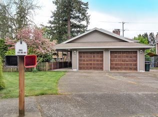 136 NE 20th Dr, Hillsboro, OR 97124