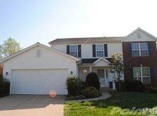 8 Shetland Pony Ct, Saint Peters, MO 63376