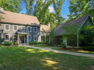 6302 Cobblestone Ln, Dexter, MI 48130