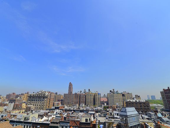 3rd image of 23 W 73rd St #1011A