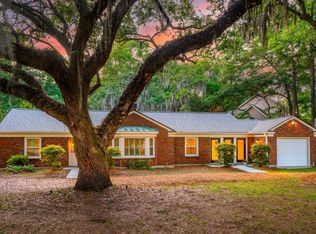 562 Fort Johnson Rd, Charleston, SC 29412