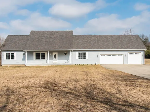 7179 32nd St, Gobles, MI 49055