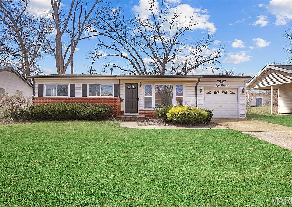1st image of 800 Babler Dr