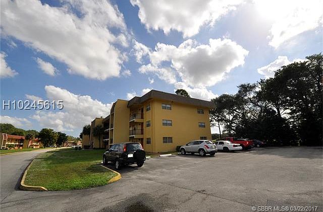 1st image of 8020 Colony Cir N APT 108