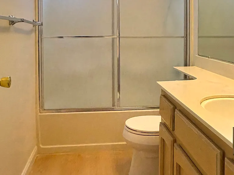Main Floor Full Bathroom