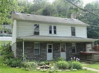 8682 Noblestown Rd, Mc Donald, PA 15057