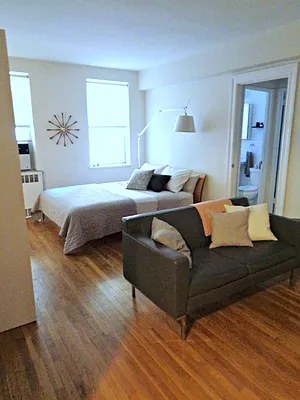 Rented by Metropolitan Equities | media 14