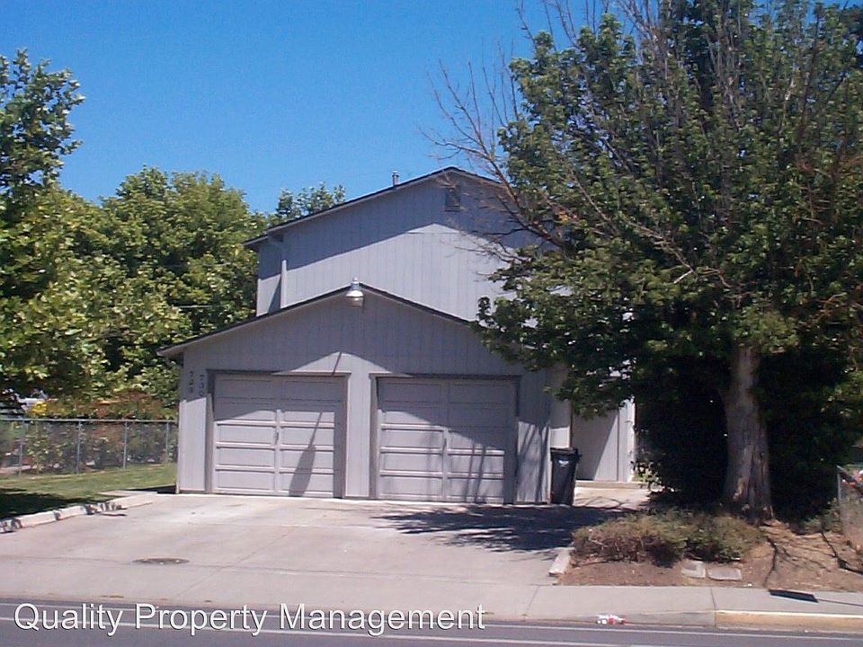 2nd image of 728 Summit Ave