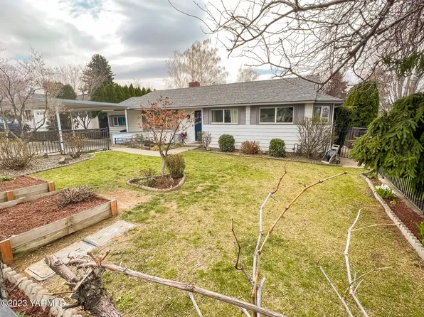 4206 Kroum Rd, Yakima, WA 98901
