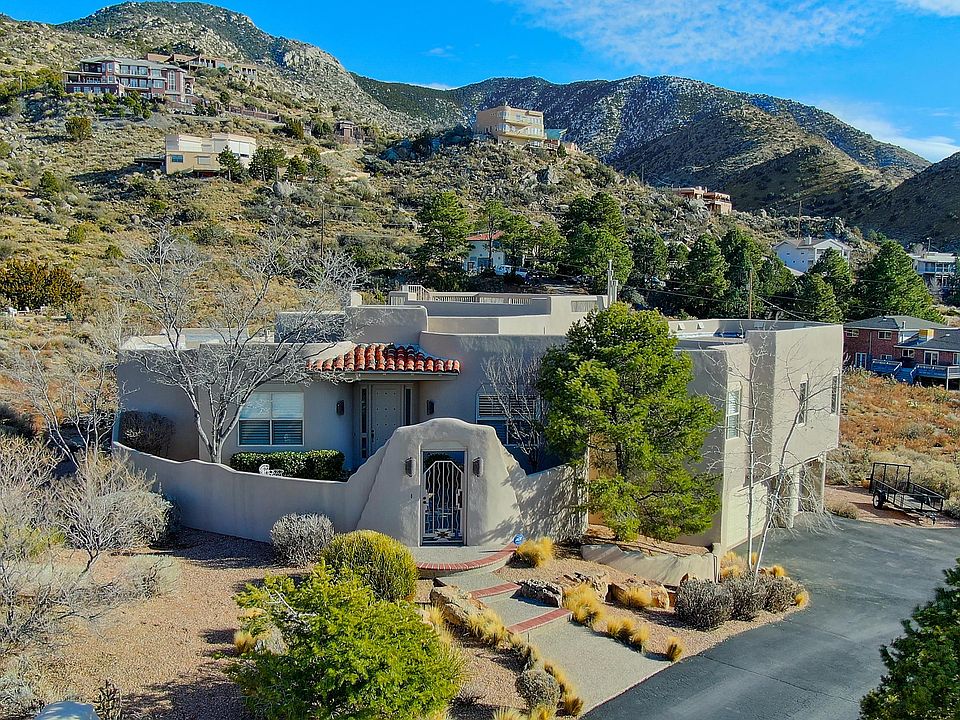 1st image of 4900 Cresta Del Sur Ct NE