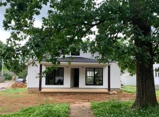 426 Simpson St, Florence, AL 35630