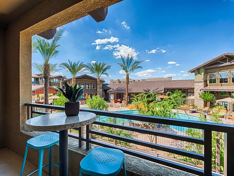 One North Scottsdale Apartments — Photo 8