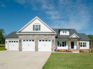 54 Batten Hill Ln, Selma, NC 27576