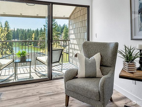 3rd image of 13820 NE 65th Street #555
