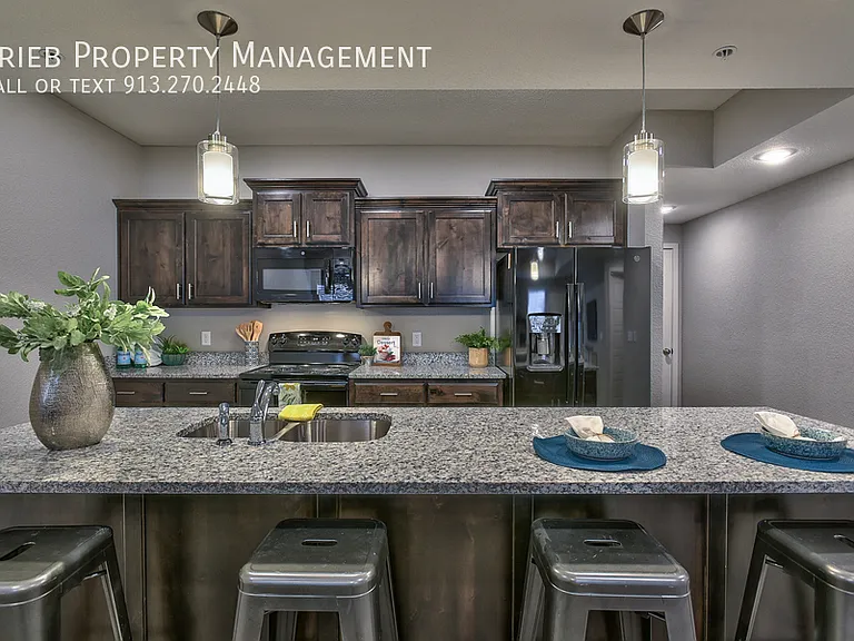 22091 W 123rd Ln #4-109 — Photo 9