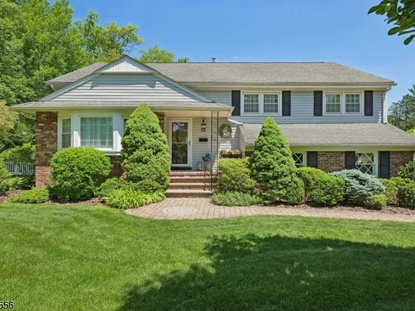 12 Candlewood Dr, Madison Boro, NJ 07940