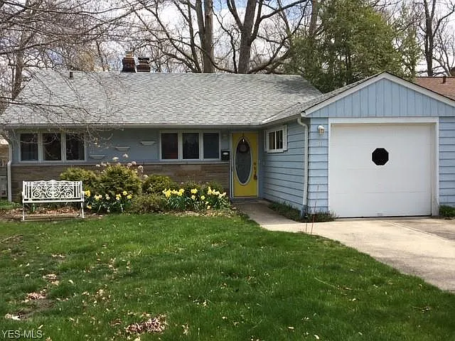 501 Bayfair Dr photo 1