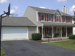 135 Arrowhead Ln, Stuarts Draft, VA 24477