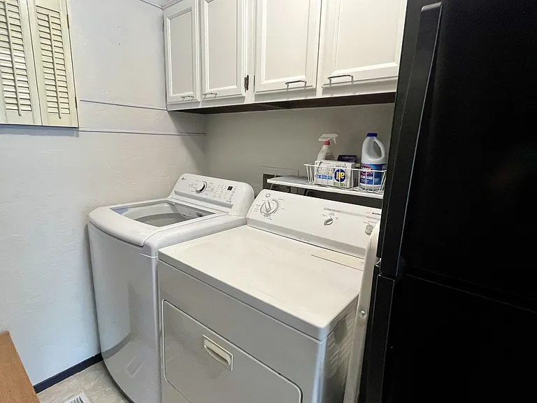 Washer & Dryer in condo