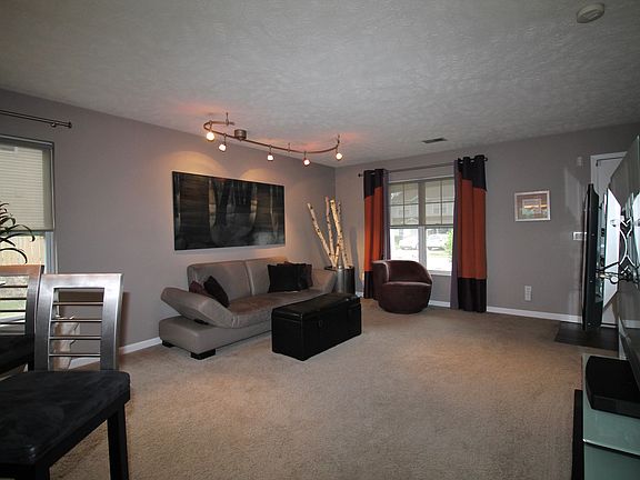 3rd image of 3079 Delta Queen Dr