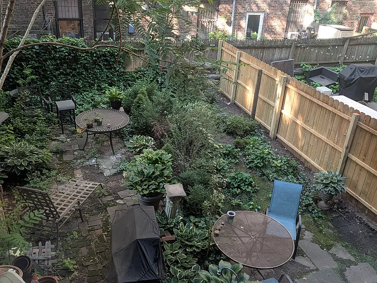 311 W 29th St #2C — Photo 6